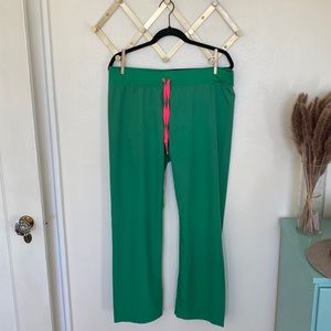 Figs scrubs. Womens safety green Livingston FREEx. Size large petite.